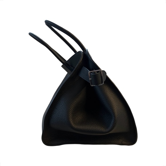 The Row Soft Margaux 17 - Black Grained Leather - Picture 4 of 13